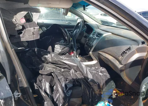 2015 Nissan Altima 2.5 S from USA, damaged, VIN 1N4AL3AP1FC477607